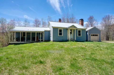 149 Peterborough Rd, Hancock, NH 03449