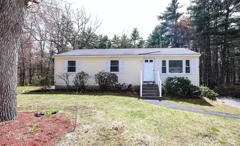 6 Shady Ln, Londonderry, NH 03053