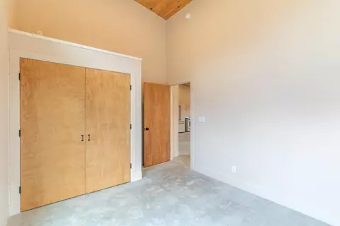 Bedroom - 14 Aikins Dr, Jay, VT 05859 photo 5 of 8