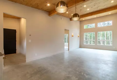 Living - 14 Aikins Dr, Jay, VT 05859 photo 3 of 5