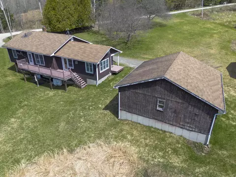 View/Area - 246 Gray Rd, Plainfield, VT 05667 photo 3 of 9
