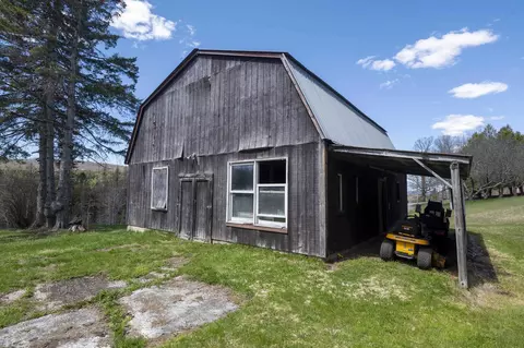 Exterior - 246 Gray Rd, Plainfield, VT 05667 photo 8 of 15