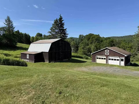Exterior - 246 Gray Rd, Plainfield, VT 05667 photo 2 of 15