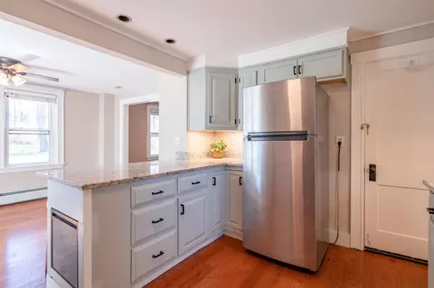 Kitchen - 41 Main St, Atkinson, NH 03811 photo 7 of 7