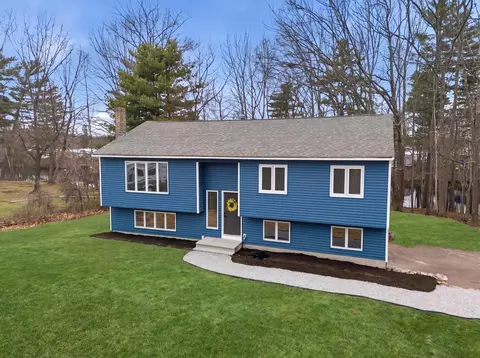 5 Saint James Ter, Rochester, NH 03867