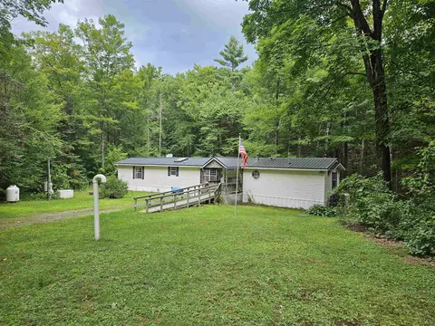 413 Pettyboro Rd, Lyman, NH 03585