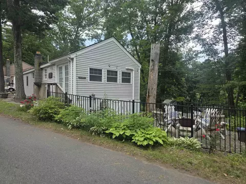 Exterior - 1 Second St, Windham, NH 03087 photo 1 of 19