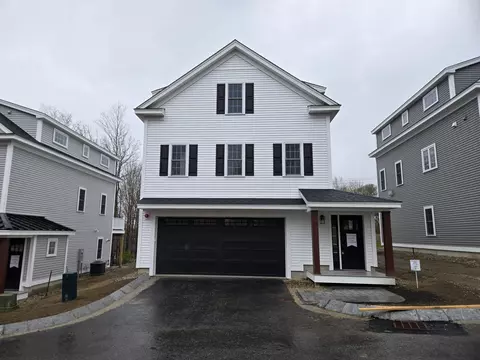 27 Eden Ln #4, Portsmouth, NH 03801