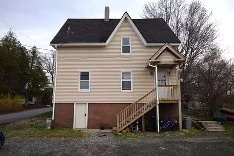 38 Jannell Ct, Epping, NH 03042