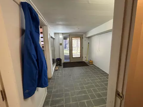 Entry Way - 19 River Run Dr, Hyde Park, VT 05655 photo 1 of 4