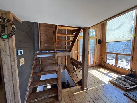 Entry Way - 19 River Run Dr, Hyde Park, VT 05655 photo 3 of 4