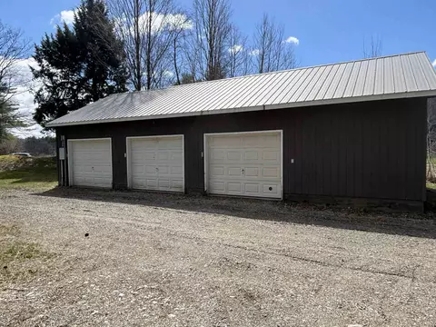 Exterior - 19 River Run Dr, Hyde Park, VT 05655 photo 9 of 13