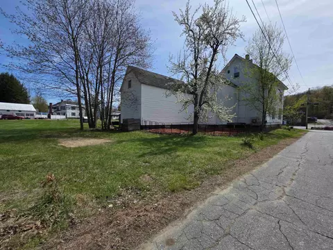 196 Union St, Springfield, VT 05156 photo 6