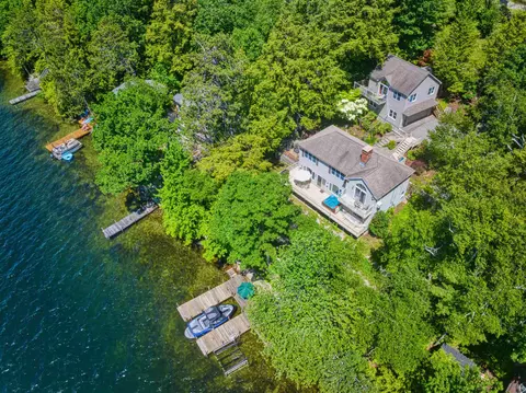 32 Highland Ave, Newbury, NH 03255