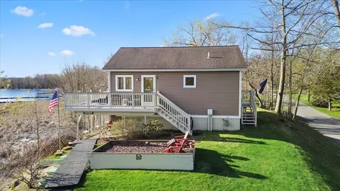 68 Whitecap Rd, Colchester, VT 05446