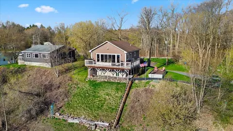 68 Whitecap Rd, Colchester, VT 05446