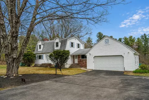 19 Dutton Rd, Pelham, NH 03076