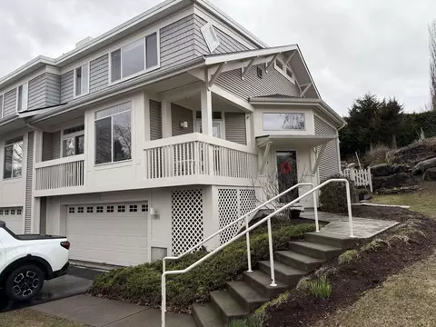 73 Park Rd, South Burlington, VT 05403