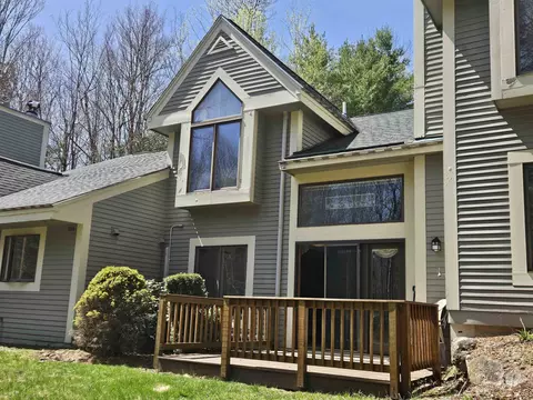 131 Forest Ridge Dr #4, Lincoln, NH 03251