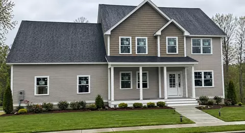 110 Laurel Rd #31, Hooksett, NH 03106
