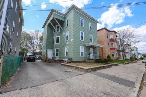 180 Beech St, Manchester, NH 03103
