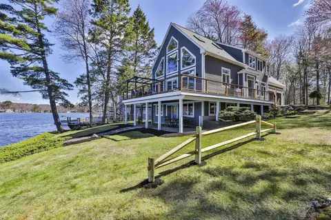 19 Aruda Rd, Sandown, NH 03873