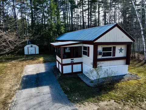 51 Tent Ave, Conway, NH 03818