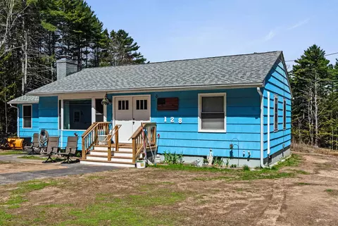 128 Old Lake Shore Rd, Gilford, NH 03249