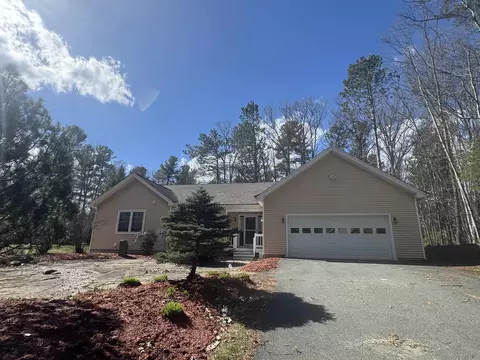 265 Pine St, Newport, VT 05855