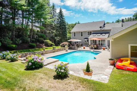 Exterior - 12 Winding Brook Dr, Stratham, NH 03885 photo 10 of 10