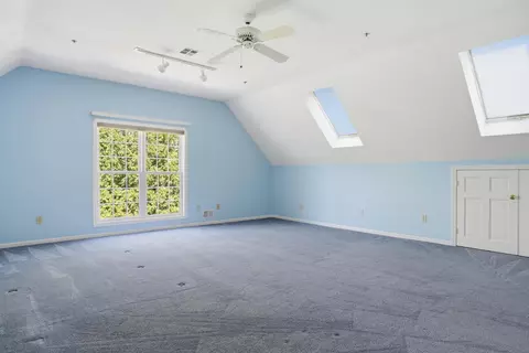 Bedroom - 12 Winding Brook Dr, Stratham, NH 03885 photo 6 of 6