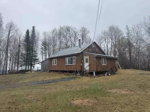 231 John Rock Rd, Wheelock, VT 05851