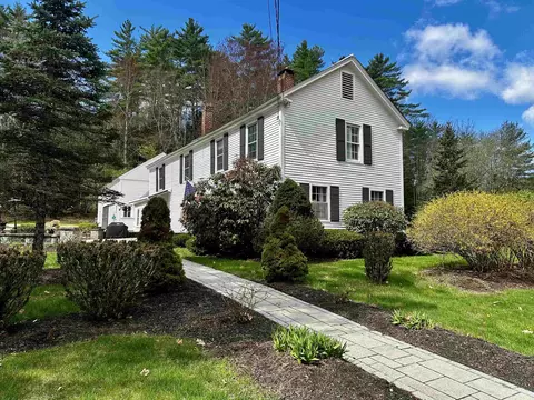 24 Sawyers Crossing Rd, Swanzey, NH 03446