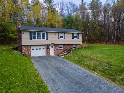 13 Leet Dr, Claremont, NH 03743