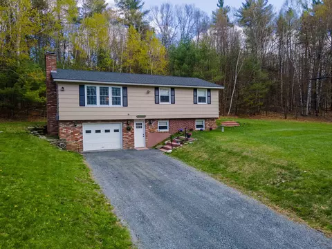 13 Leet Dr, Claremont, NH 03743