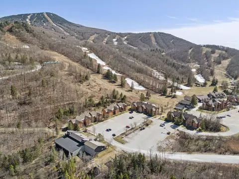 57 Alpine Dr #203, Killington, VT 05751
