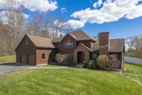 10 Upland Dr, Rutland, VT 05701