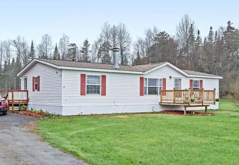 711 Knowles Flat Rd, Eden, VT 05652