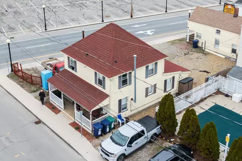 26 B St, Hampton, NH 03842