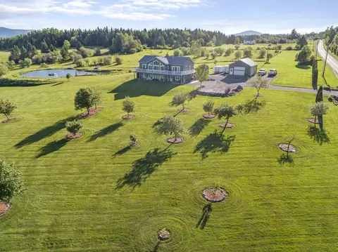 794 Reed Rd, Colebrook, NH 03576