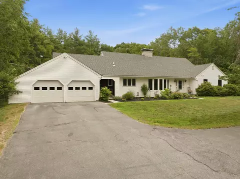 66 Lyford Rd, Brookfield, NH 03872