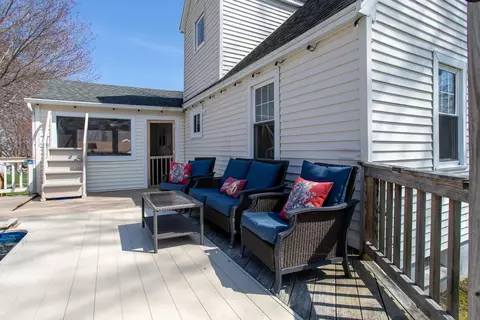 Exterior - 4 Hutchinson Dr, Hampton, NH 03842 photo 8 of 10