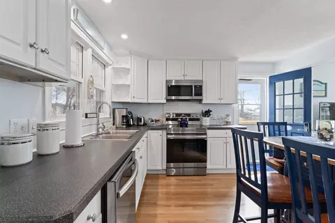 Kitchen - 4 Hutchinson Dr, Hampton, NH 03842 photo 3 of 4