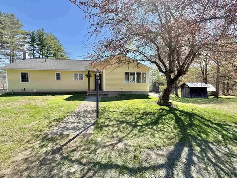 88 Dummerston Station Rd, Dummerston, VT 05301