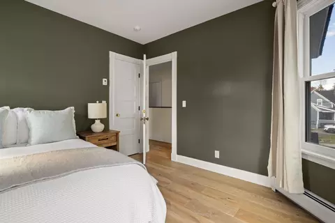 Bedroom - 405 Maple St, Stowe, VT 05672 photo 4 of 5