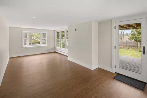 Living - 405 Maple St, Stowe, VT 05672 photo 6 of 6