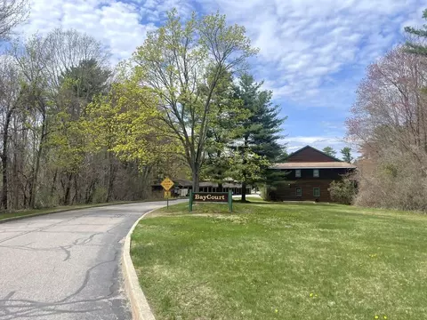 25 Baycrest Dr #604, South Burlington, VT 05403