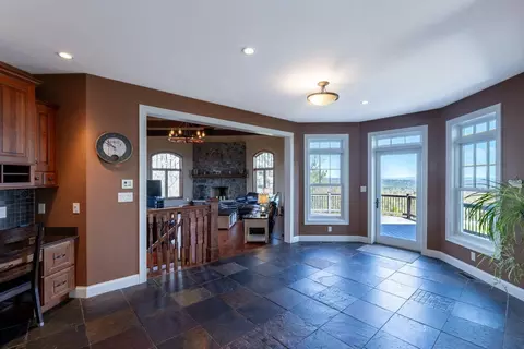 Entry Way - 6 Crescent Dr, Bow, NH 03304 photo 2 of 9