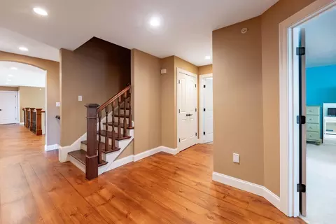 Entry Way - 6 Crescent Dr, Bow, NH 03304 photo 7 of 9