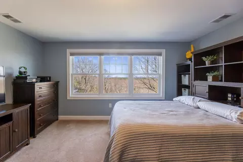 Bedroom - 6 Crescent Dr, Bow, NH 03304 photo 5 of 8